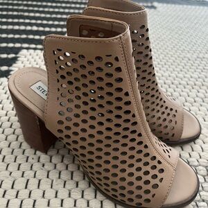Steve Madden heel Size 7
